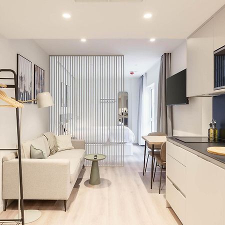Limehome Madrid Calle De Juan Hurtado De Mendoza 外观 照片