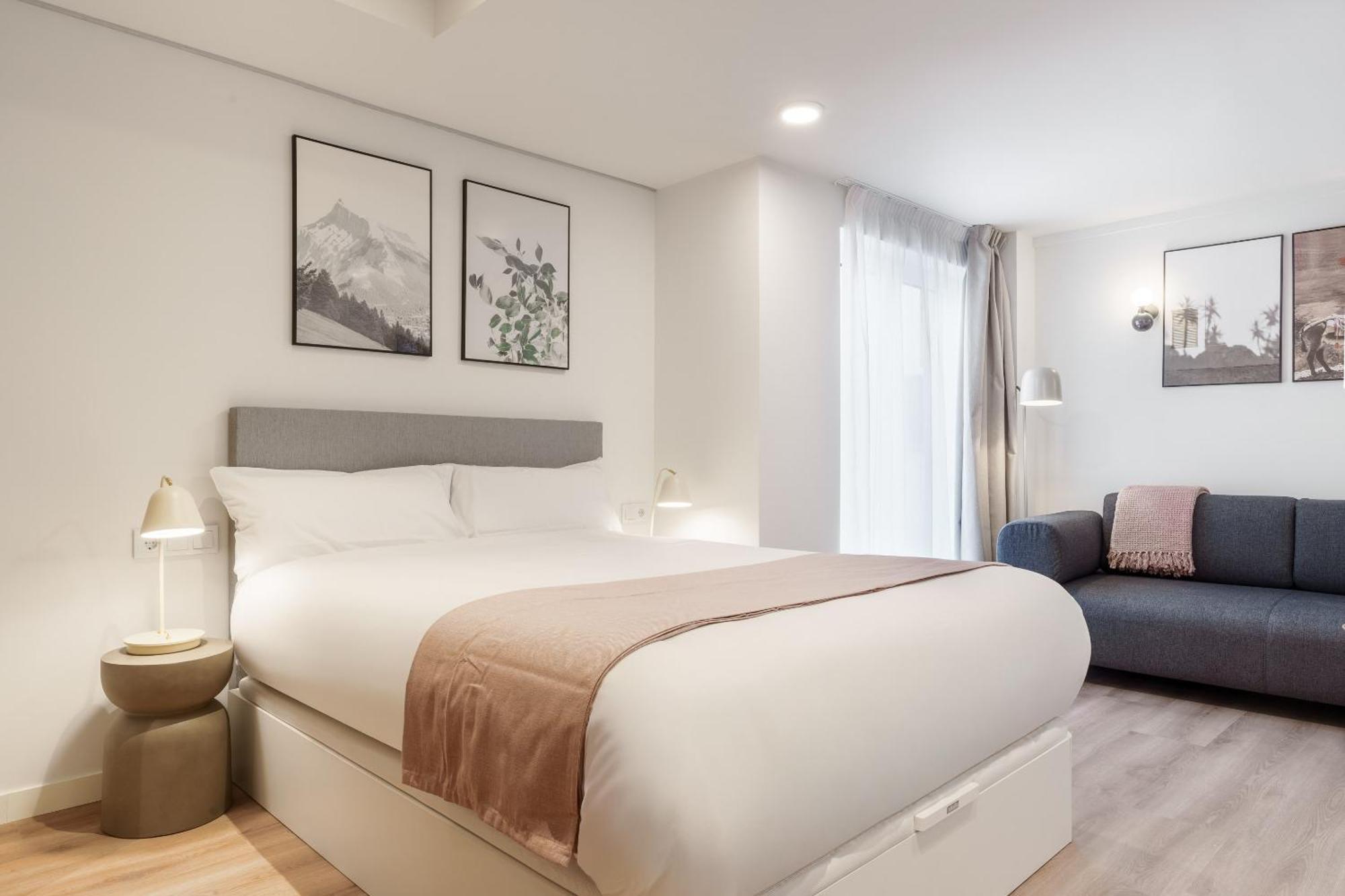 Limehome Madrid Calle De Juan Hurtado De Mendoza 外观 照片