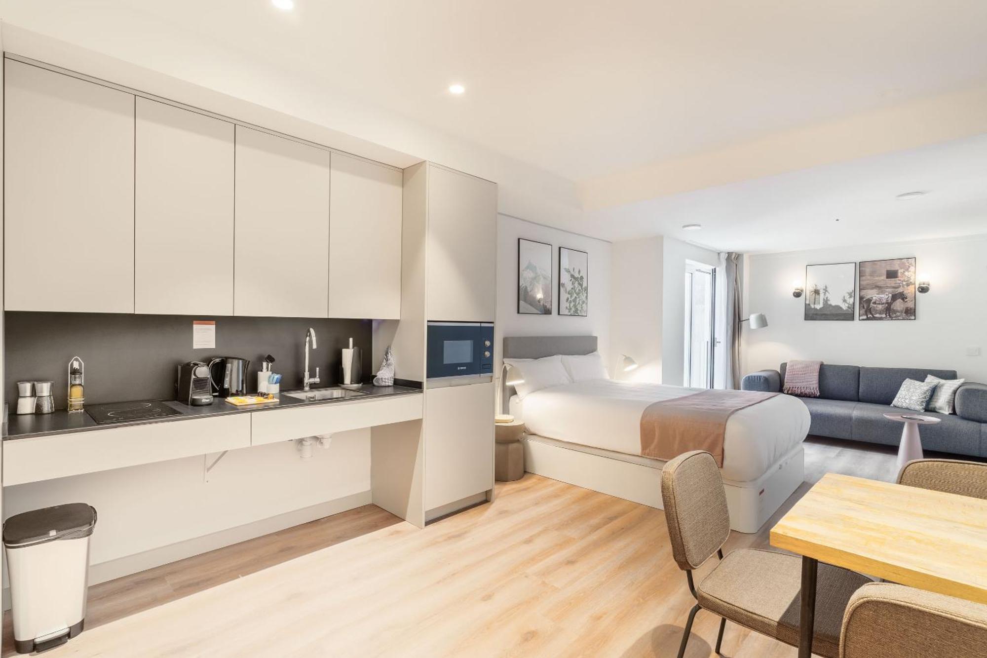 Limehome Madrid Calle De Juan Hurtado De Mendoza 外观 照片
