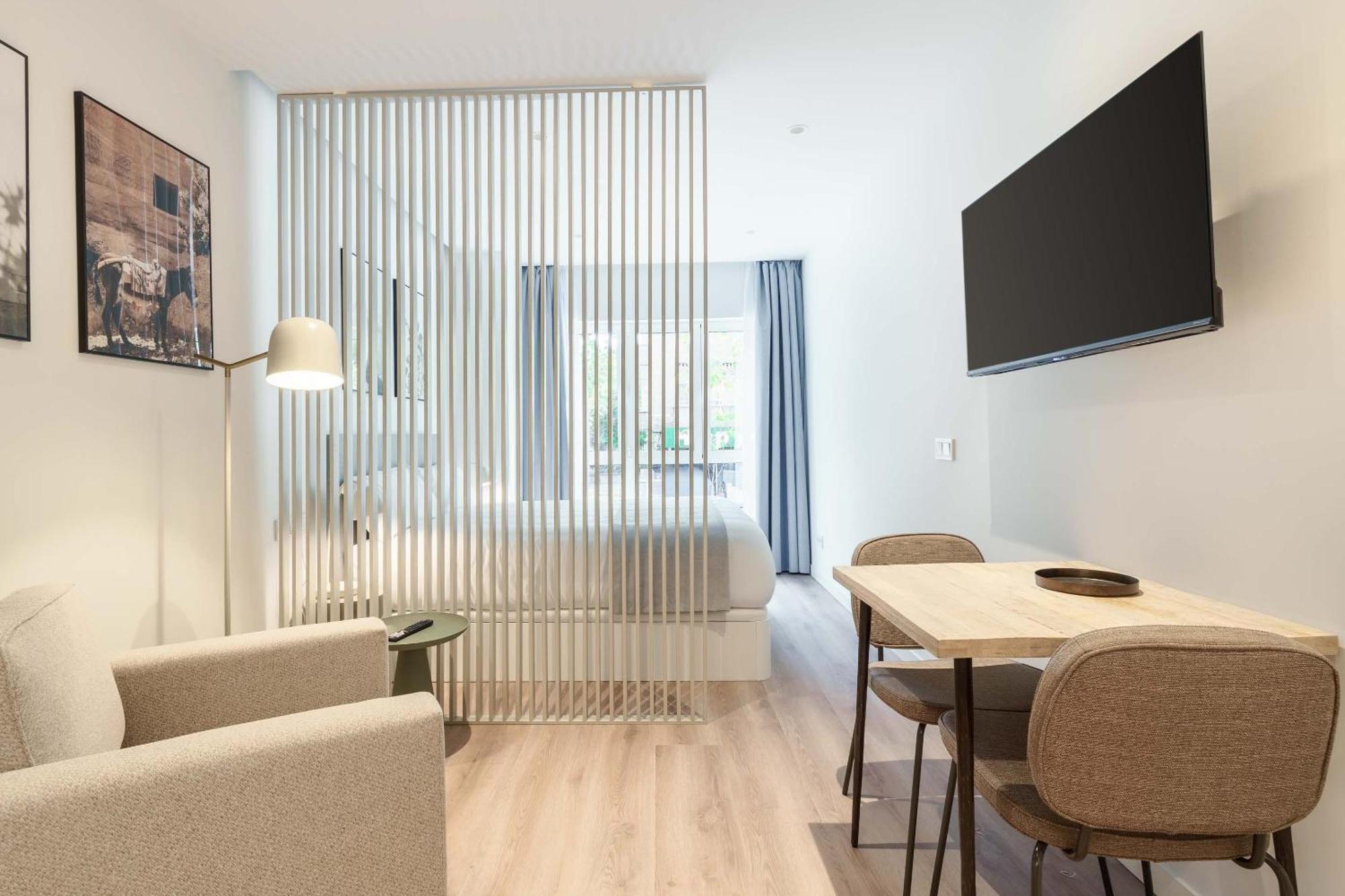 Limehome Madrid Calle De Juan Hurtado De Mendoza 外观 照片