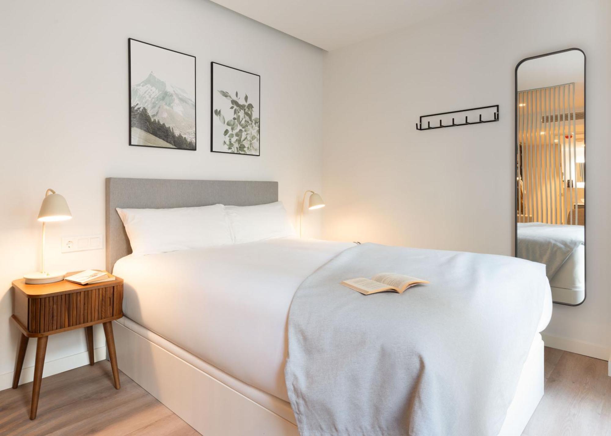 Limehome Madrid Calle De Juan Hurtado De Mendoza 外观 照片